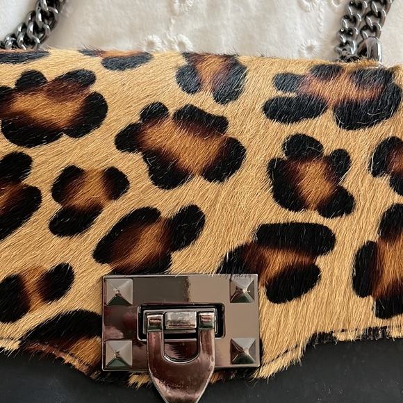 Leopard purse - Picture 2 of 3